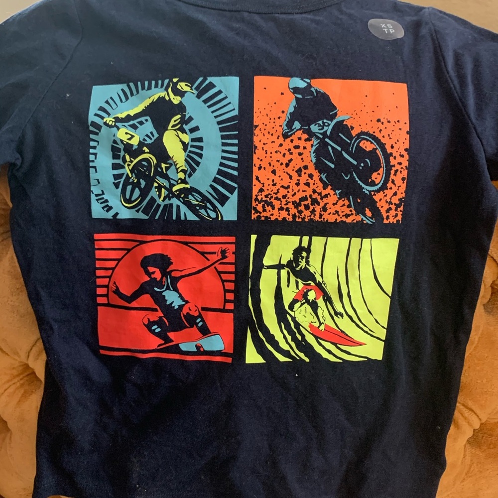 Gap Kids BNWT XS tshirt
